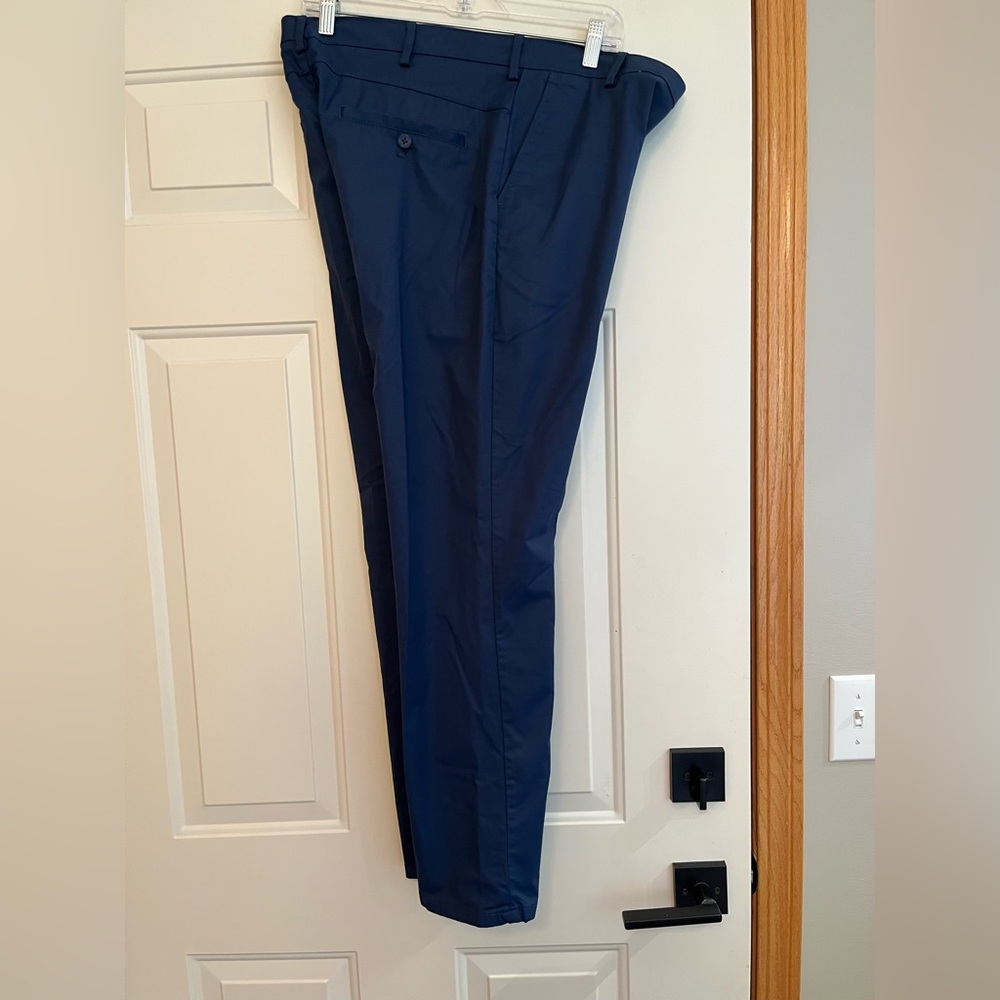 Men’s Izod Advantage performance blue pants with comfort waistband. Size 34x30 - Picture 3 of 13